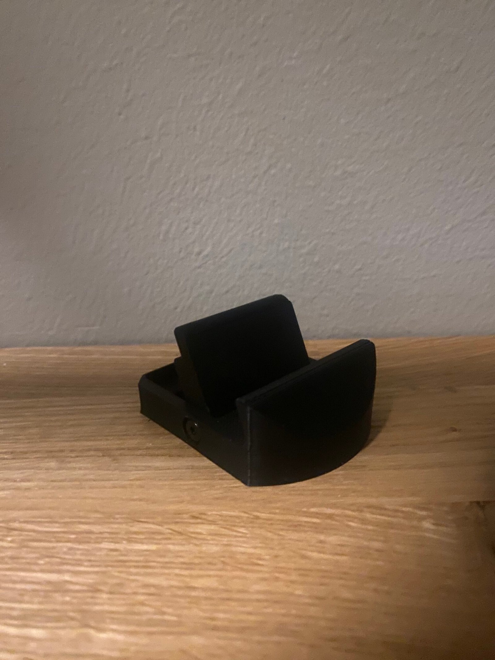 phone stand for planes phone stand for planes